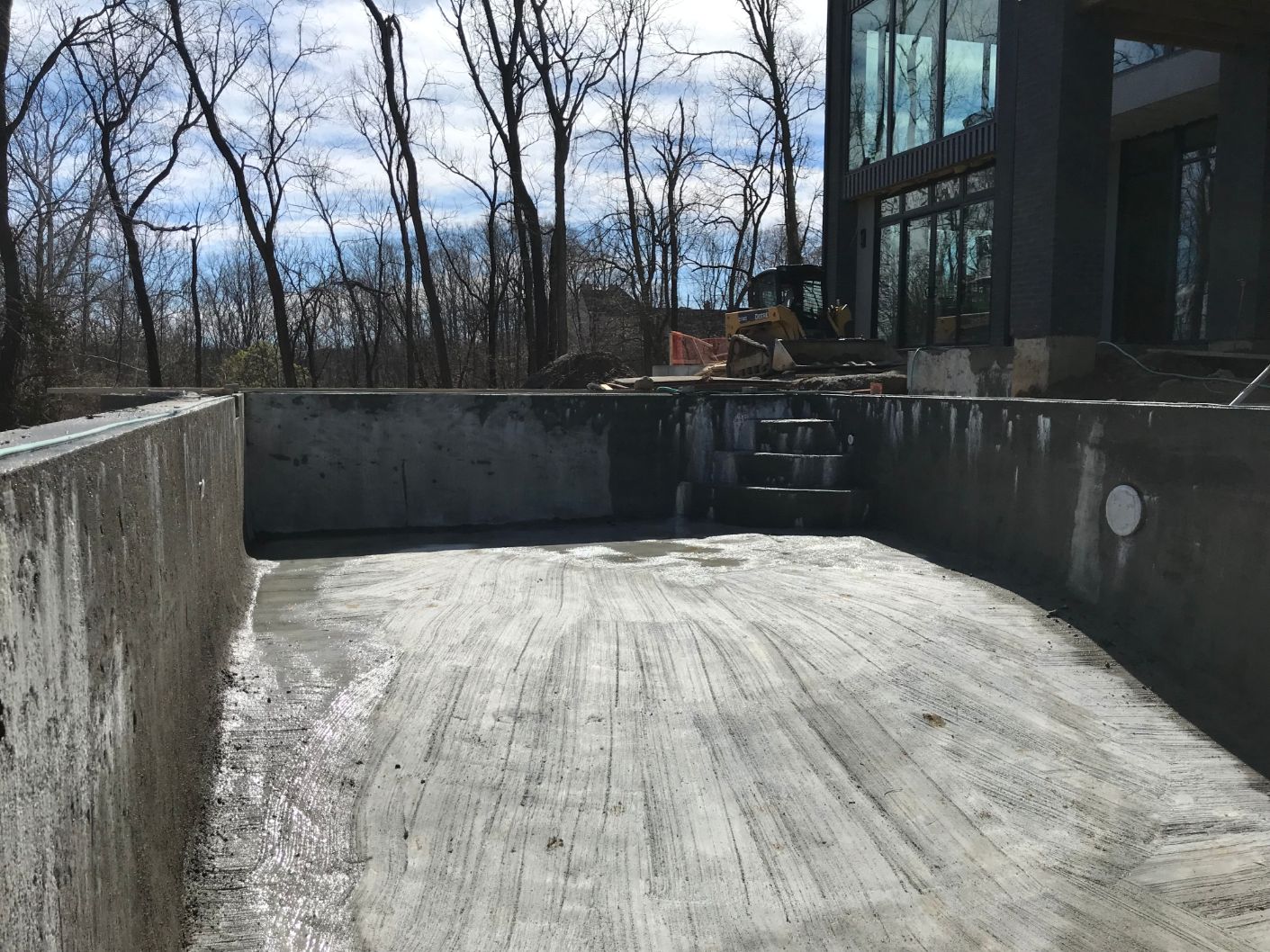 Fishers Pool and Spa on Ravine