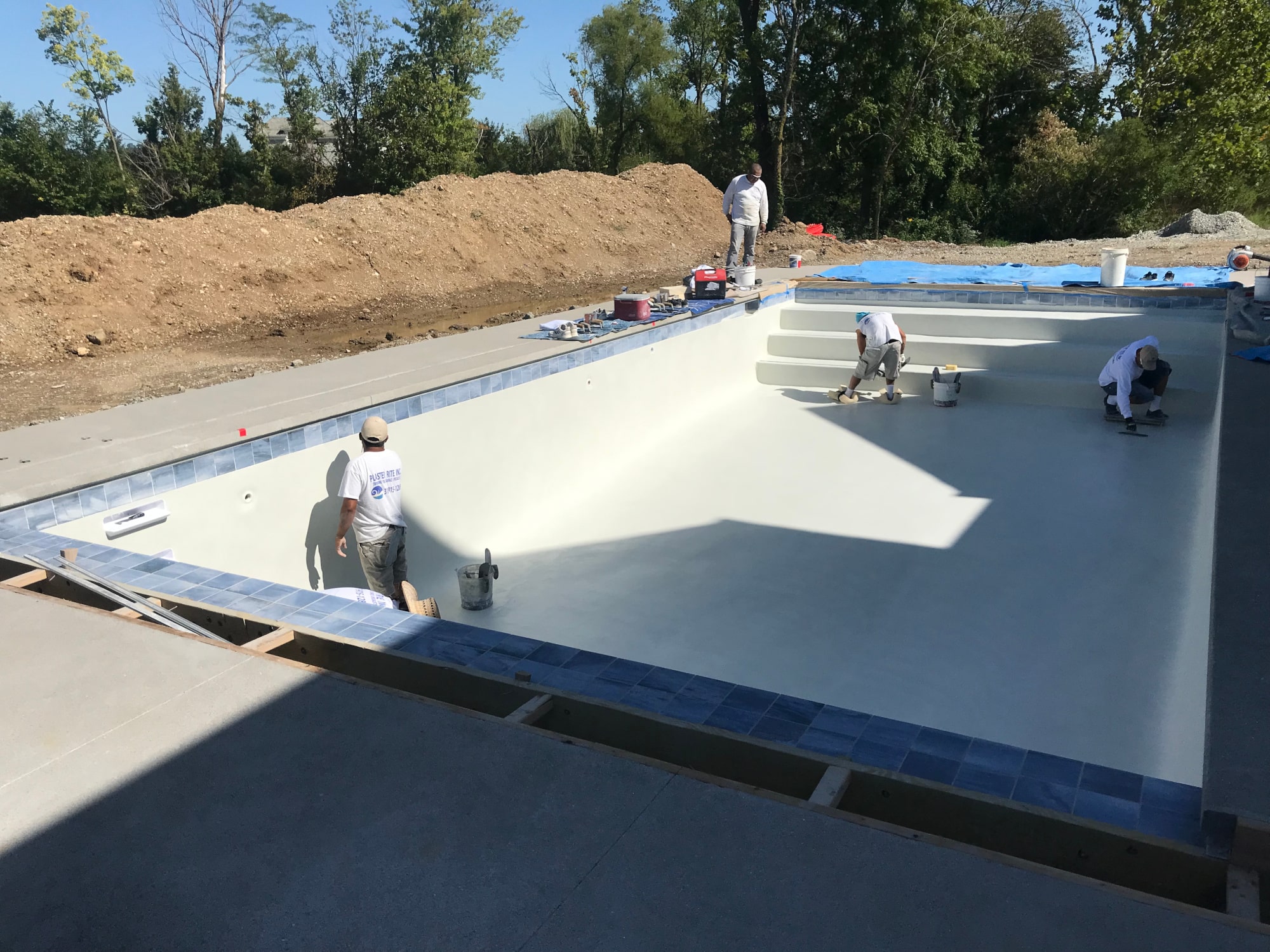 Full Length Entry Pool on Geist