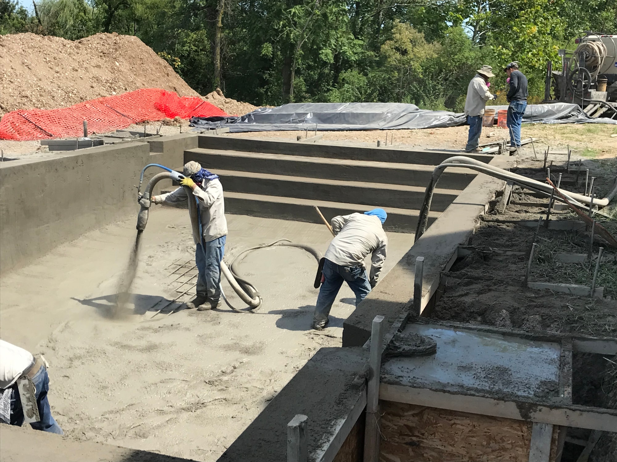 Full Length Entry Pool on Geist