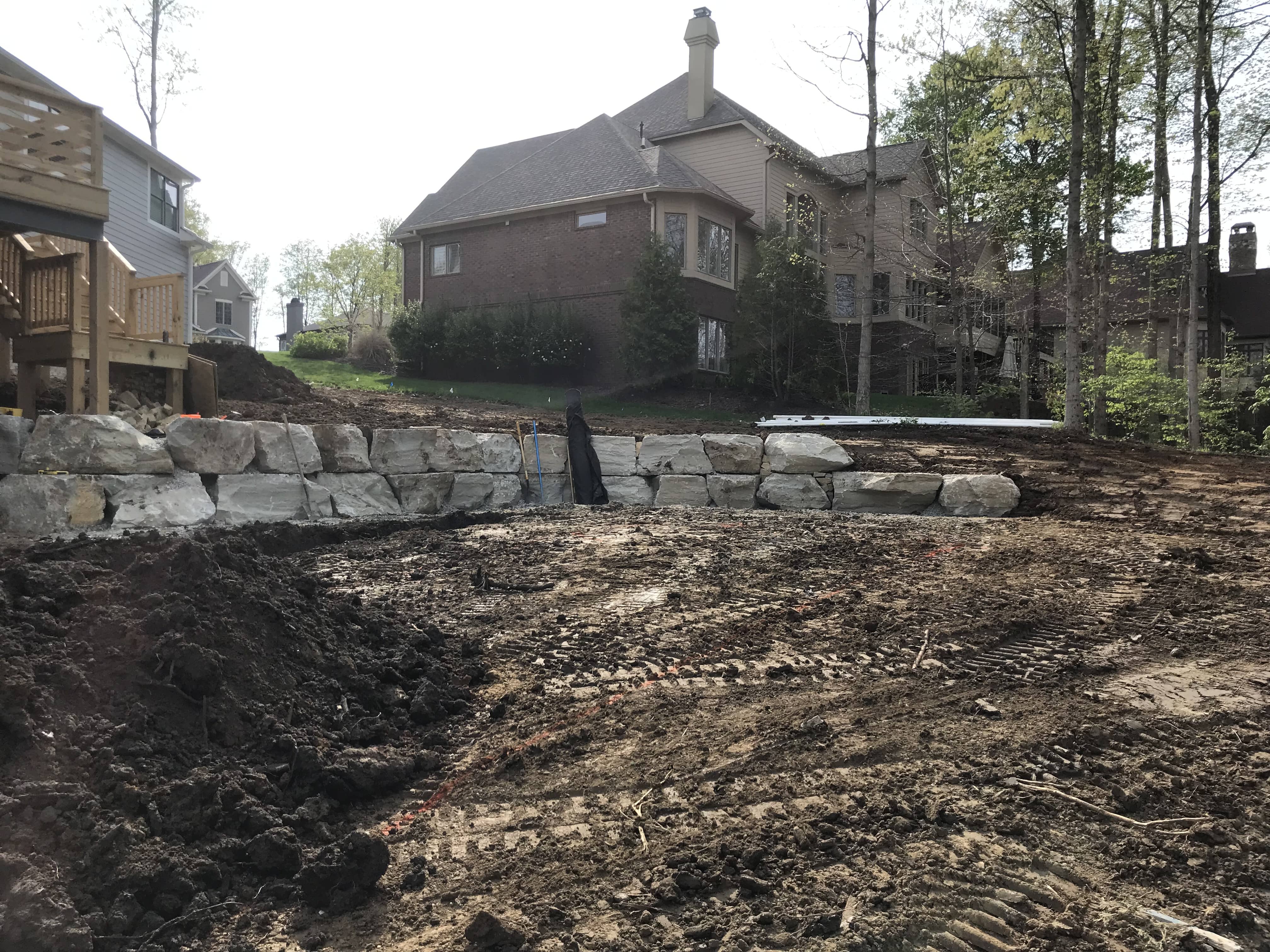 Geist Boulder Wall
