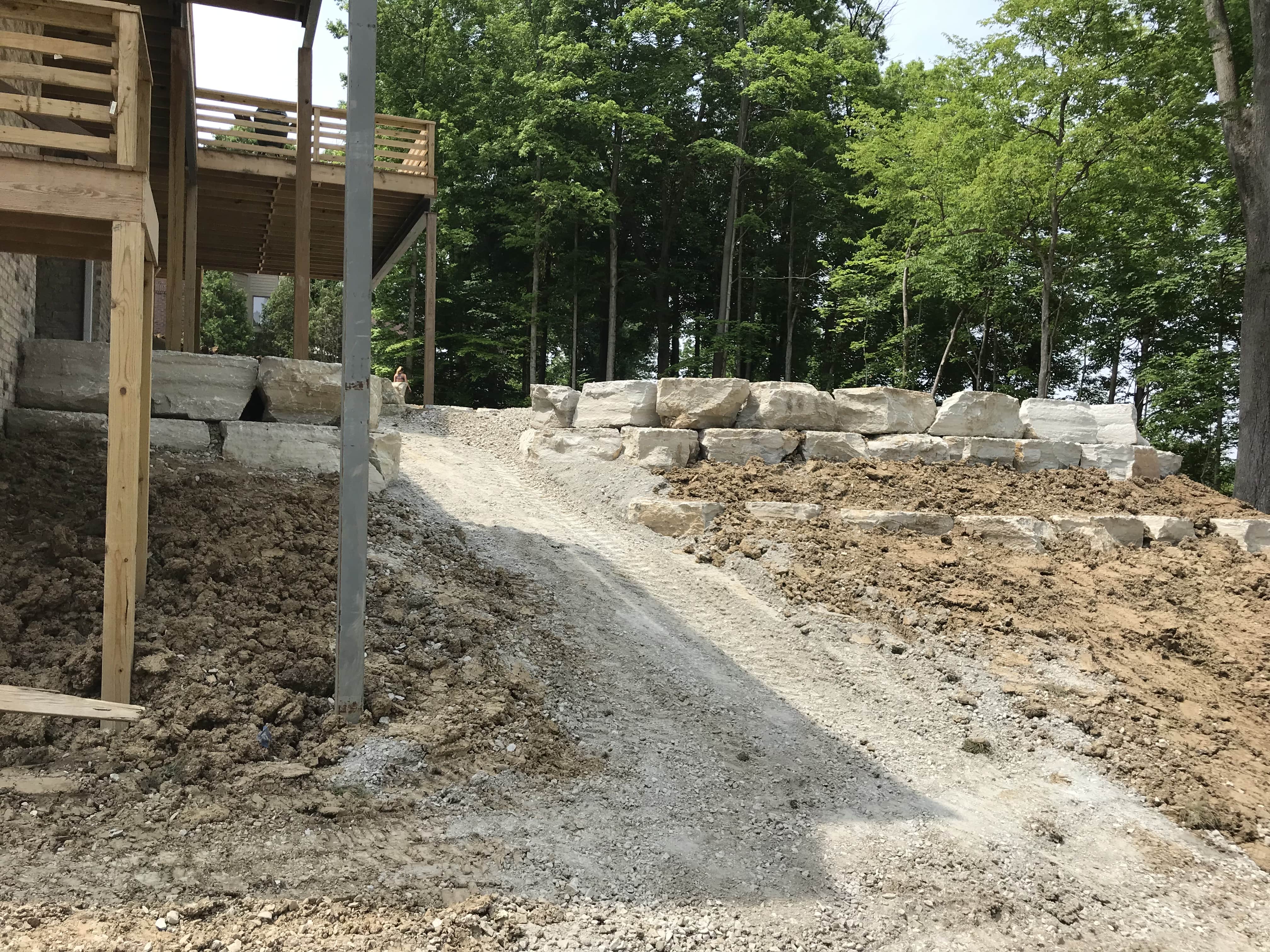 Geist Boulder Wall