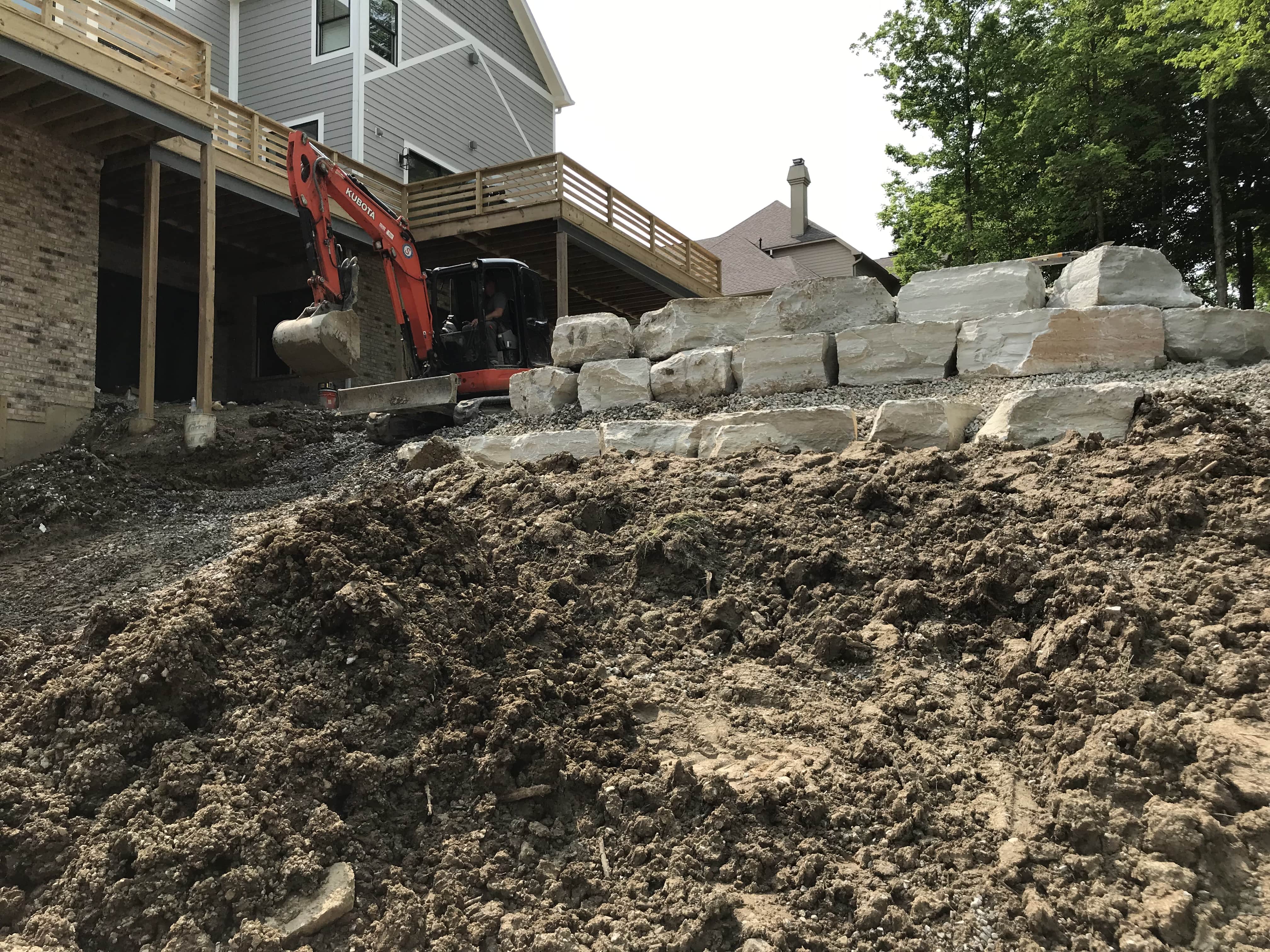 Geist Boulder Wall
