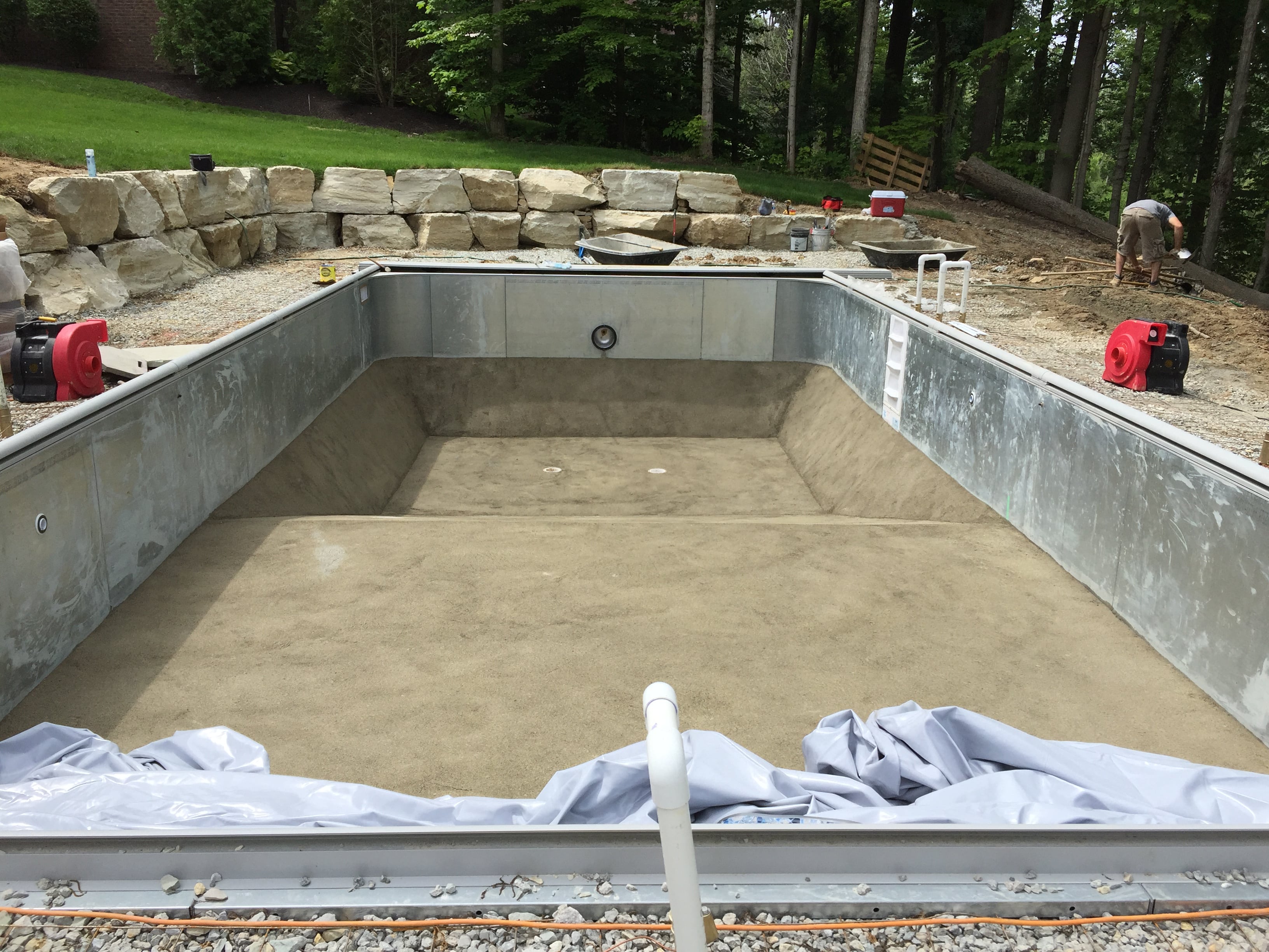 Geist Boulder Wall
