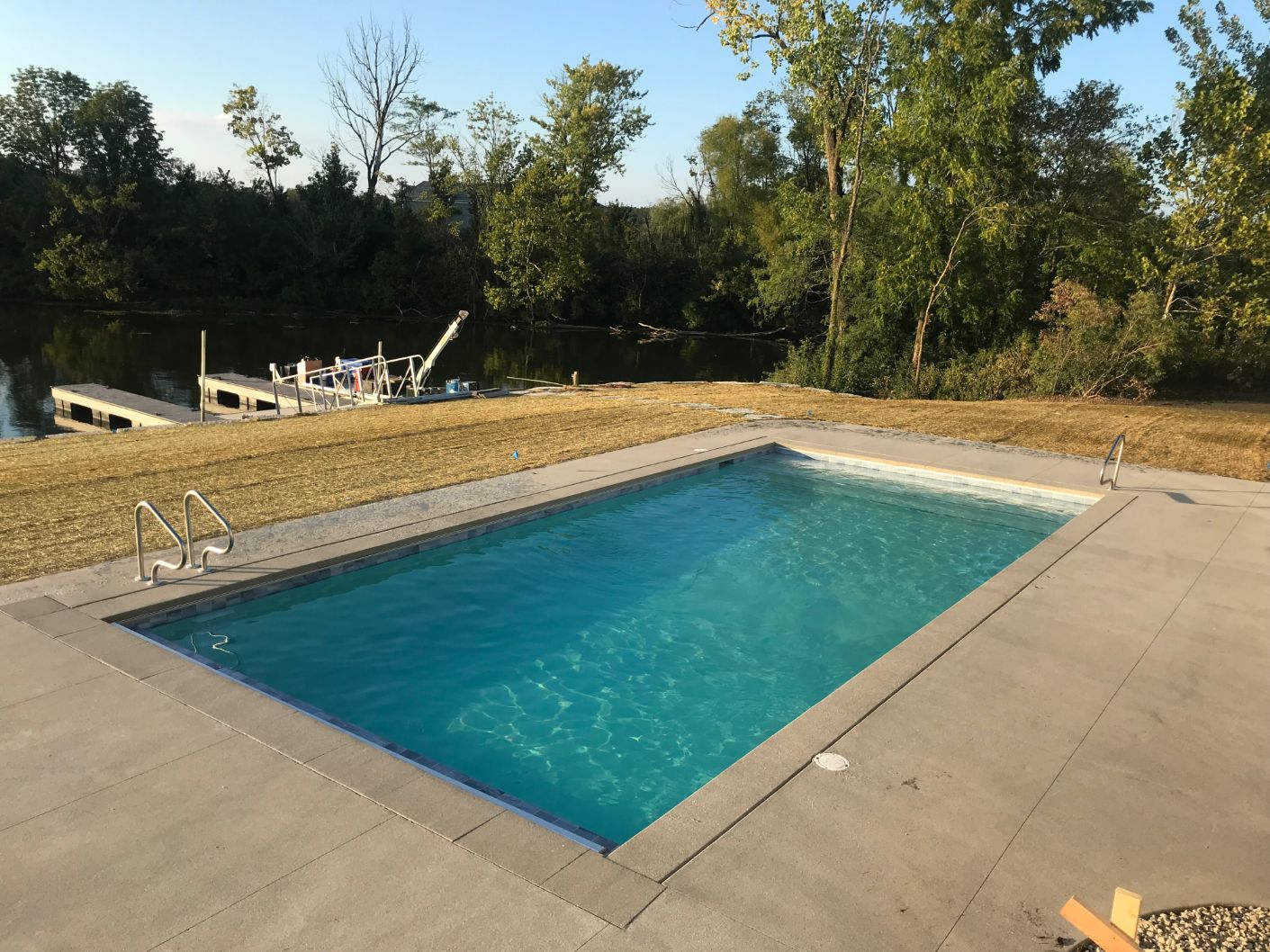 Full Length Entry Pool on Geist