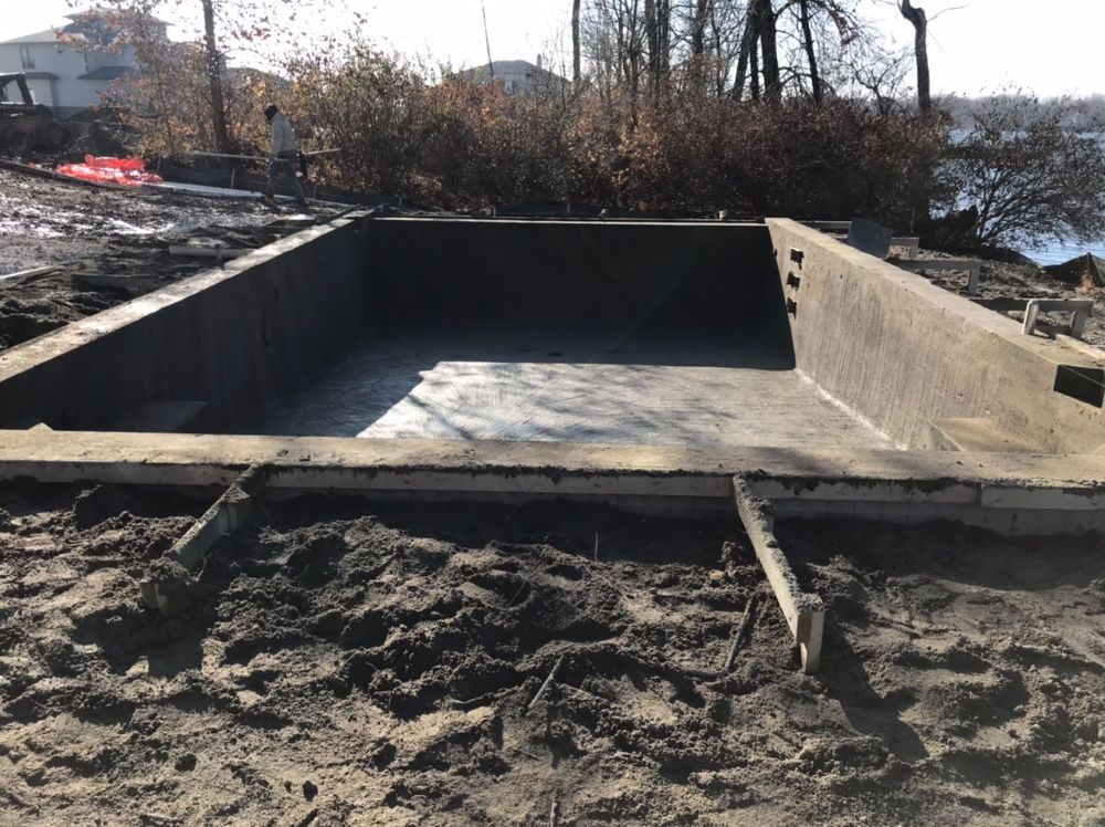 Sport Pool on the Water