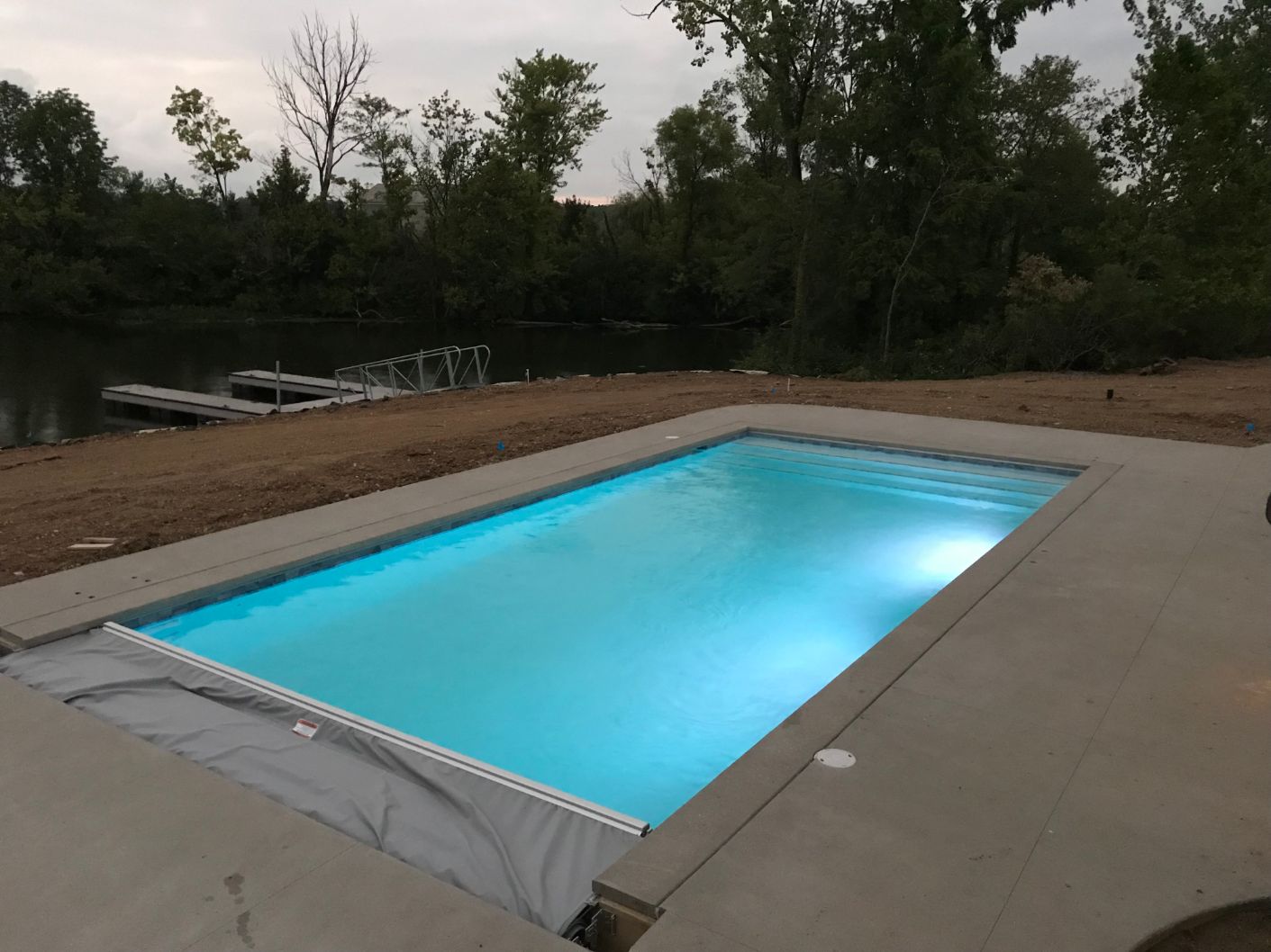 Full Length Entry Pool on Geist