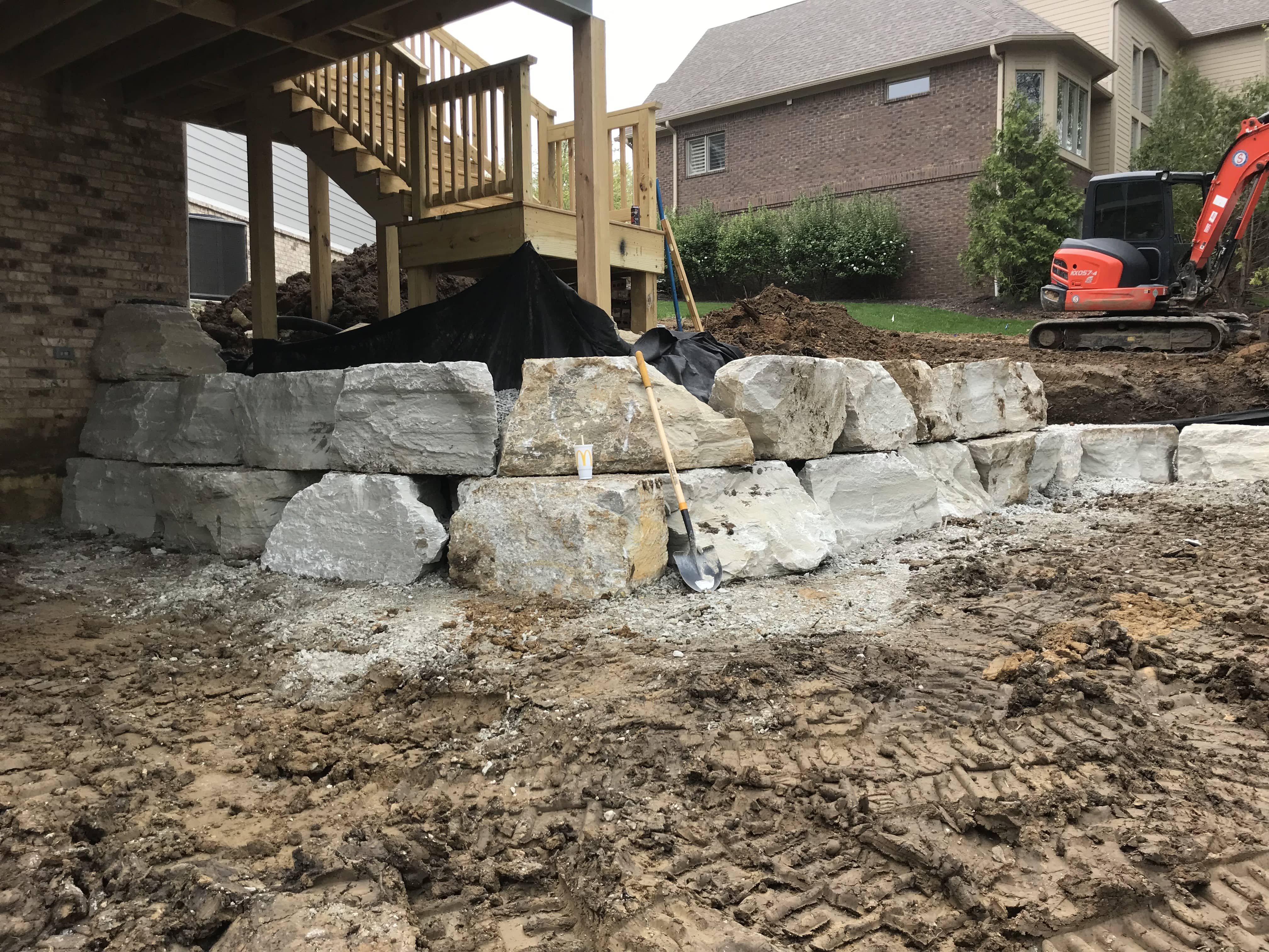 Geist Boulder Wall