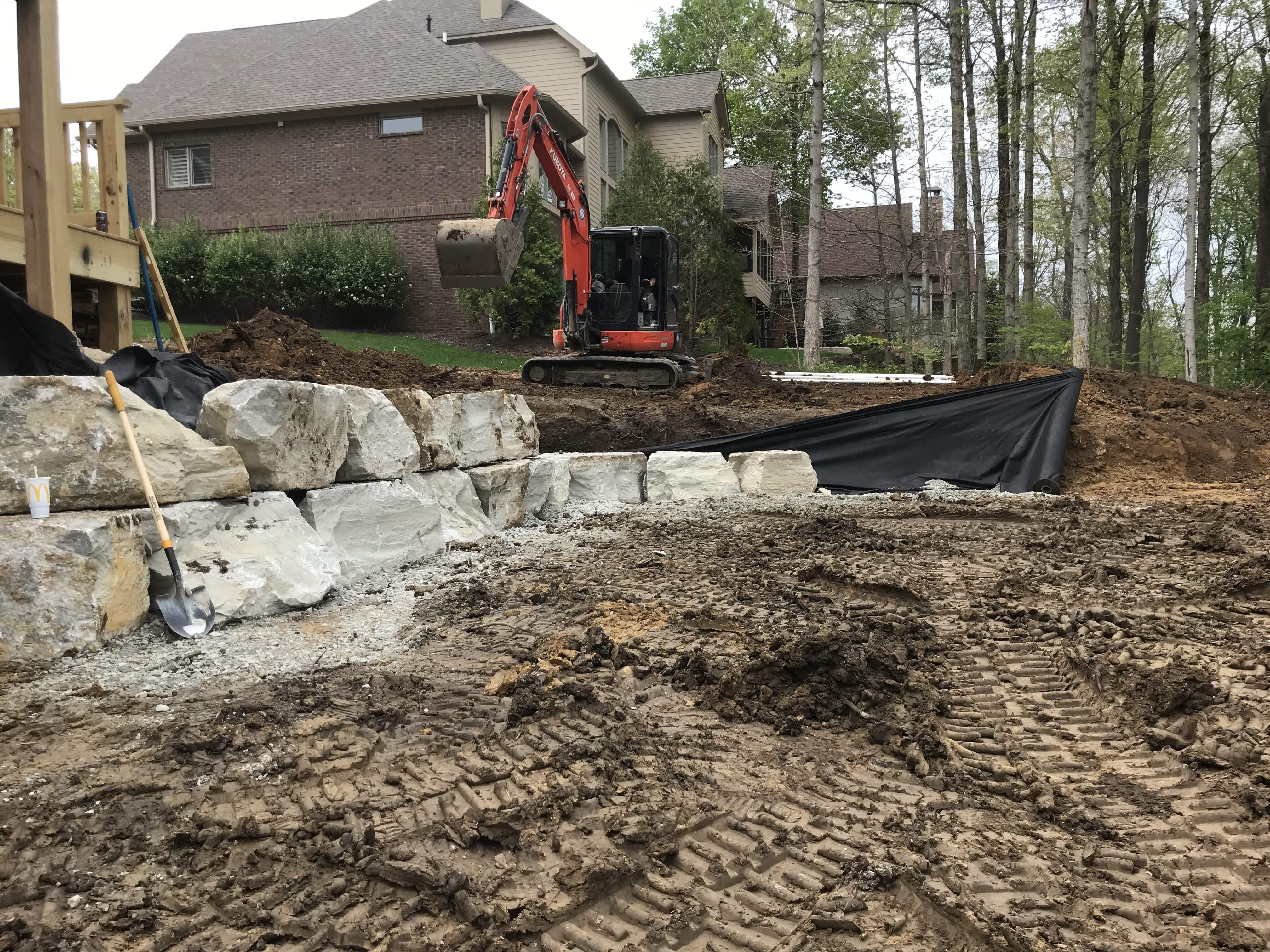 Geist Boulder Wall