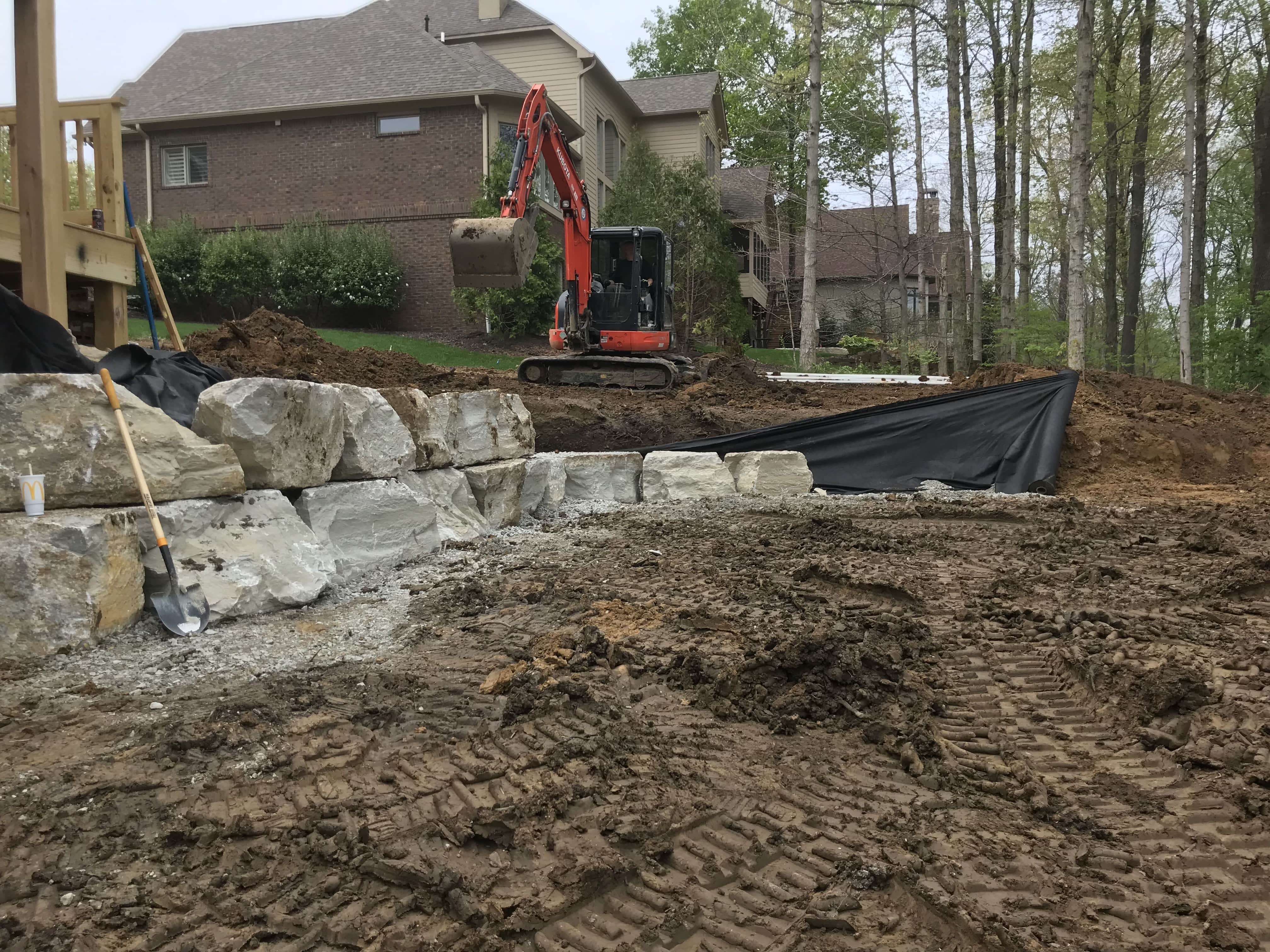 Geist Boulder Wall