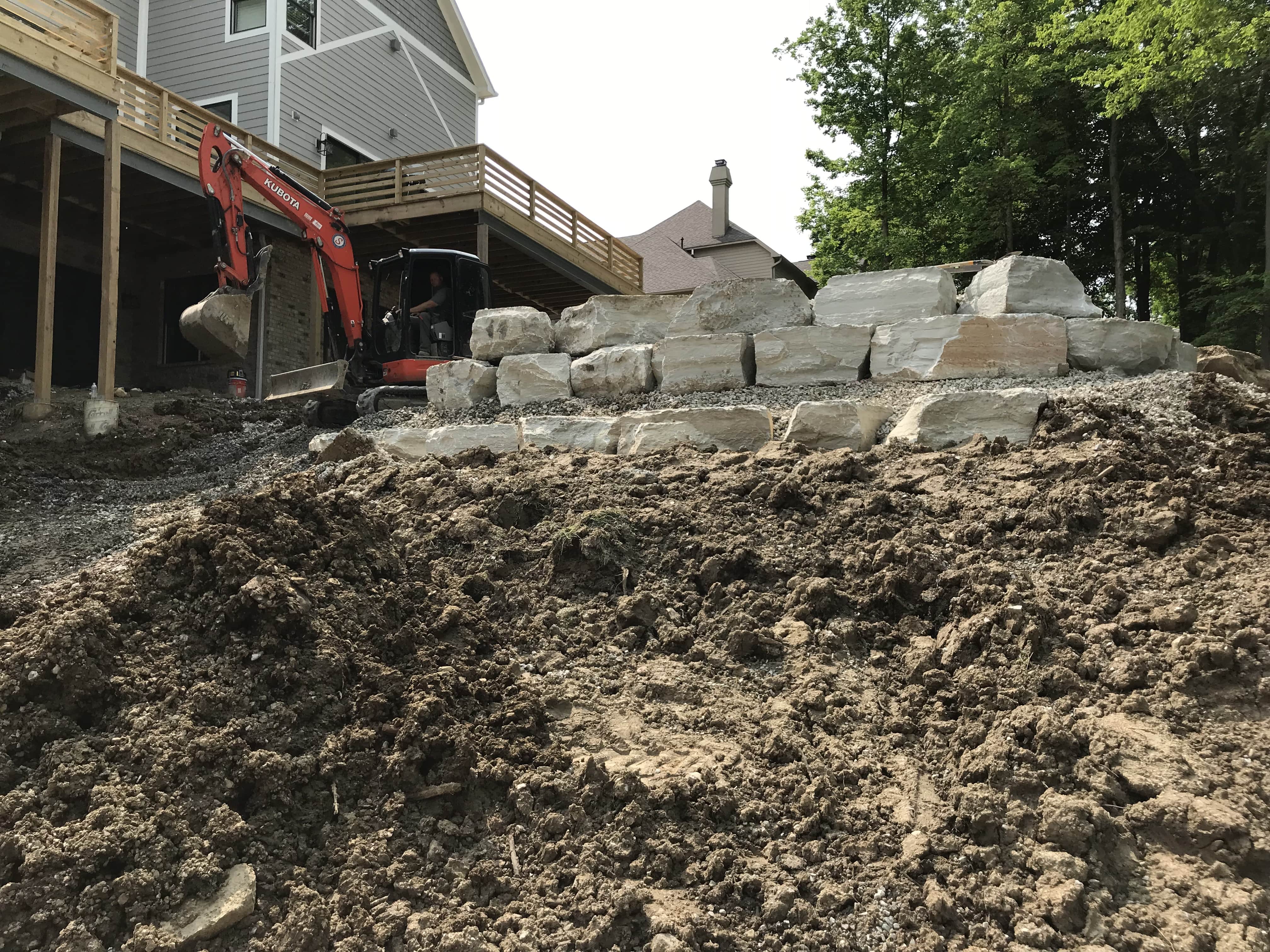 Geist Boulder Wall