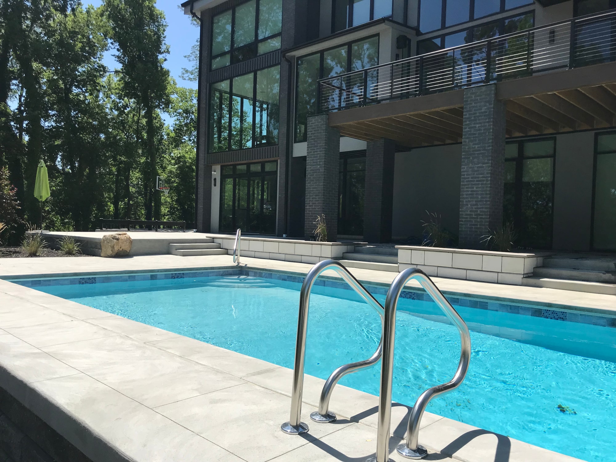 Fishers Pool and Spa on Ravine
